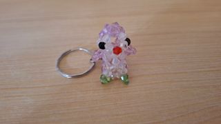 Llavero de animales hecho a mano con abalorios