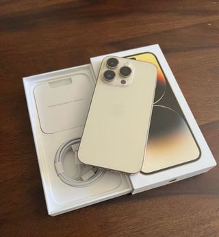 iPhone 14 Pro Dorato