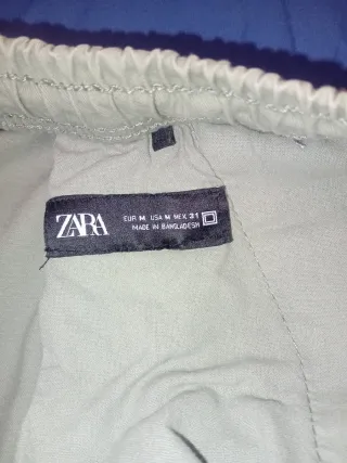 Pantalón Cargo Zara caqui Hombre