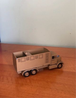 Modellino furgone militare beige