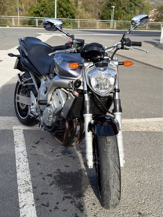 Yamaha FZ6