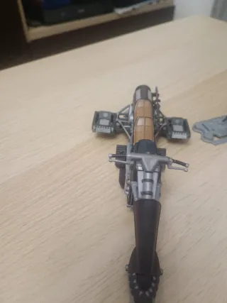 Nave e figura Star Wars