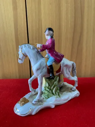 Statua Cavaliere e Dama porcellana di Capodimonte