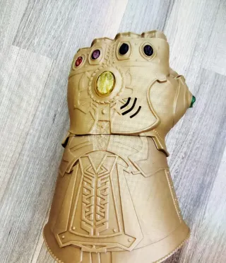 Guante Thanos Juguete