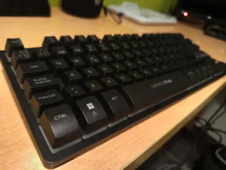 Teclado y Ratón GXTrust Gamer LED