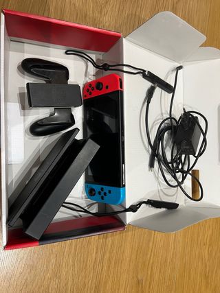 Nintendo Switch Azul/Rojo Completo