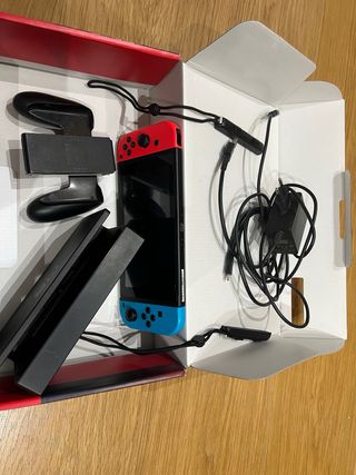 Nintendo Switch Azul/Rojo Completo