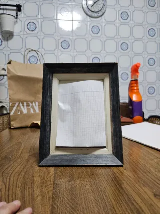 Cornice per foto in legno e carta