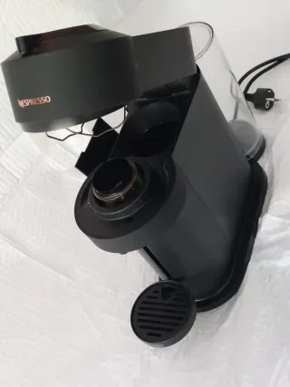 Cafetera Nespresso Krups Vertuo Next Bleu