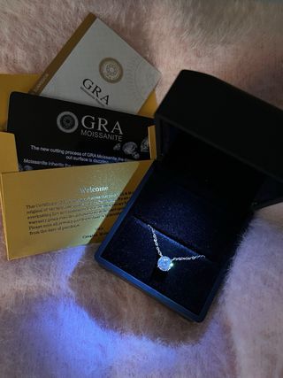 Colgante solitario de MOISSANITA 1 ct – Plata 925