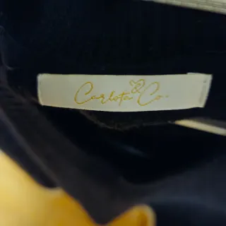 Poncho de punto,ribeteado de franja beige, T.U