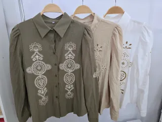 Camisas bordadas botones