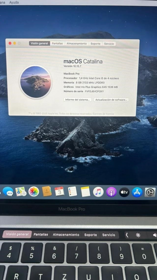 MacBook Pro i5 256GB 8GB RAM Gris