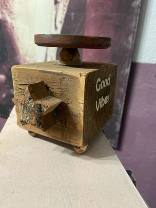 Portacandele in legno artigianale