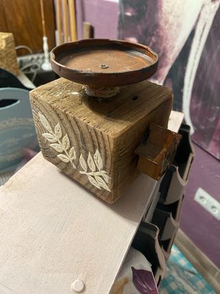 Portacandele in legno artigianale