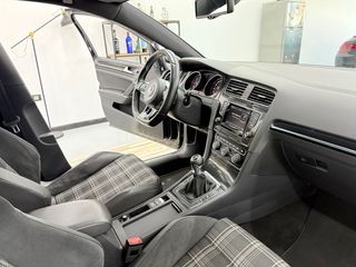 Volkswagen Golf GTD 184cv