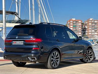 BMW X7 xDrive30d Pack M