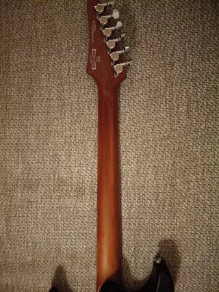 Guitarra Eléctrica Ibanez AZ226 BKF AP-01