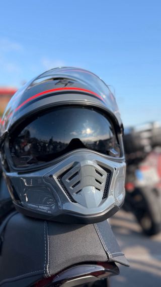 Casco de moto Scorpion EXO