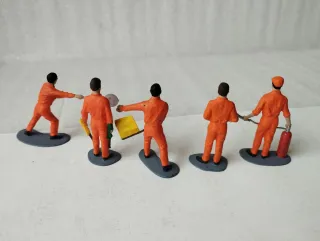 5 figuras pit box, pit lane, escala 1/32