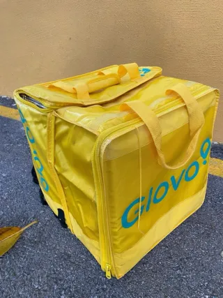 Bolsa de reparto Glovo amarilla
