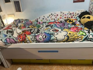 Mueble juvenil estantería