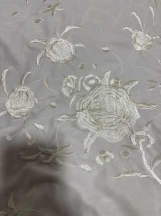 Mantón bordado baturra