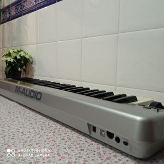Teclado MIDI M-Audio Keystation 49e