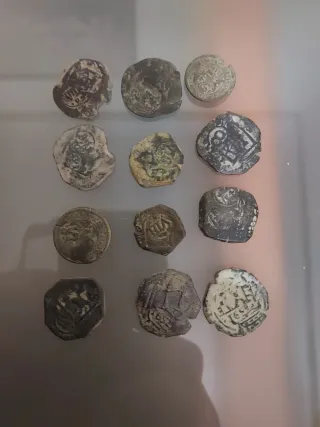 Monedas Felipe IV Reselladas