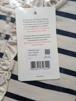 Malha Sézane com folho e botões