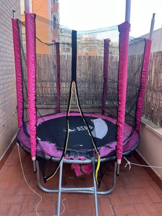 Cama elástica infantil con red de seguridad