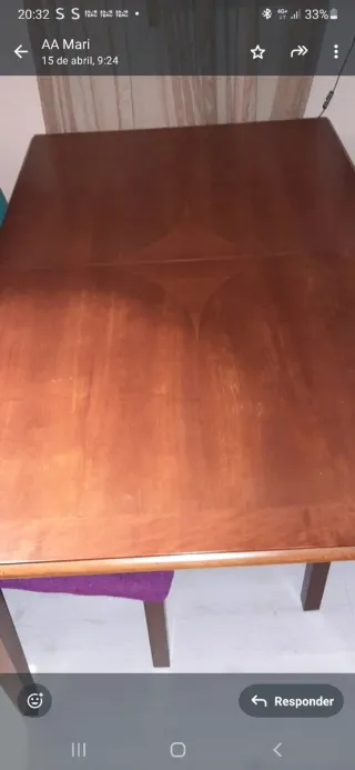 Mesa de comedor y 4 sillas