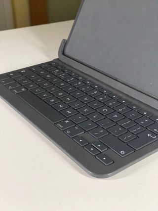 Logitech Slim Folio Pro