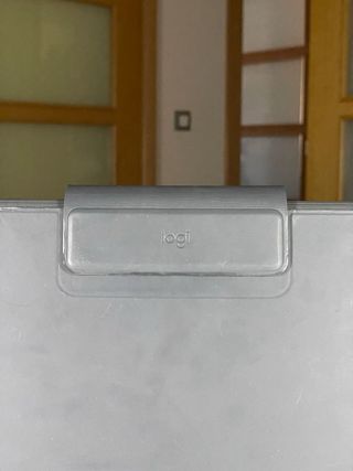 Logitech Slim Folio Pro