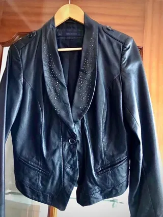 Cazadora Zara Woman cuero T36