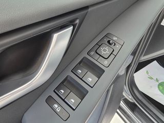 Kia Niro 1.6 GDi HEV 104kW (141CV) Drive