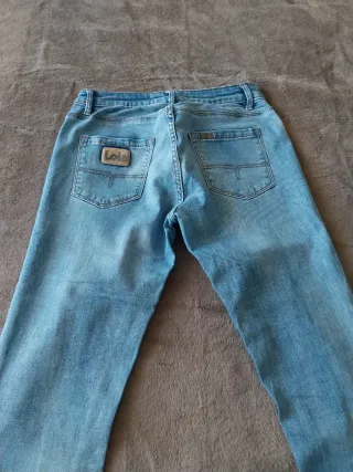Vaqueros Lois mujer talla 29