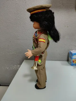 Muñeca funcionando mili ejercito  militar