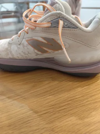 Zapatillas baloncesto  New Balance Hesi Low V2 Bei