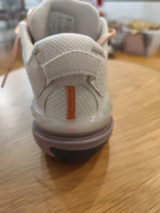 Zapatillas baloncesto  New Balance Hesi Low V2 Bei