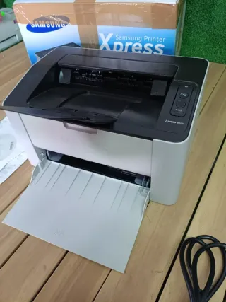 Impresora Láser Samsung Xpress SL-M2026