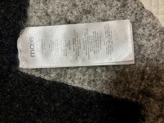 Capa Maje lana negra y gris talla única