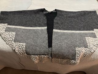 Capa Maje lana negra y gris talla única