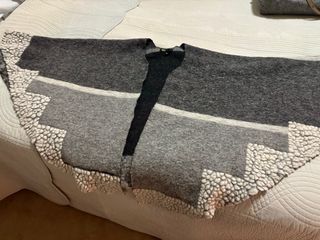 Capa Maje lana negra y gris talla única