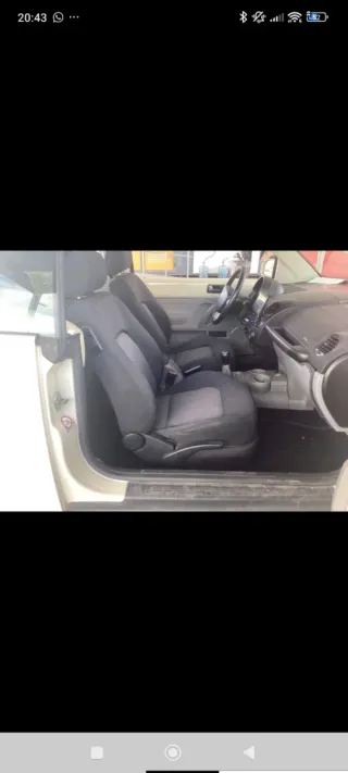 Volkswagen Beetle 2003