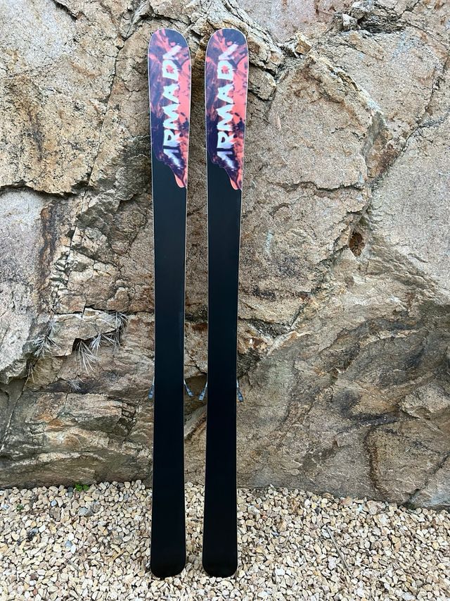 Esquís Armada INVICTUS 99 ti 187 cm