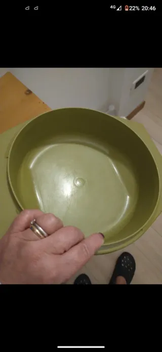 Contenitore Tupperware con grattugia