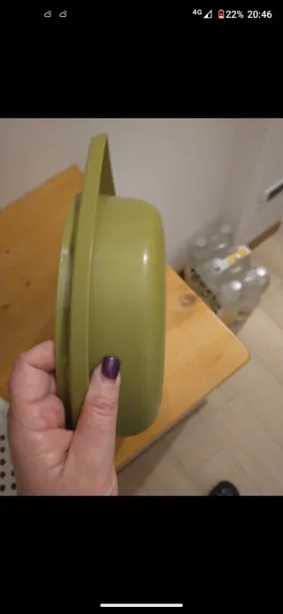 Contenitore Tupperware con grattugia