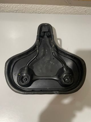 Sillín ancho bicicleta negro