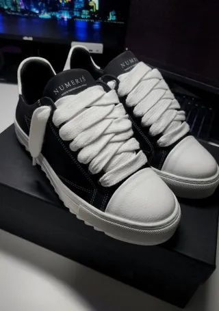 Numeris Atelier Acrílico Negro – Nuevas sin usar